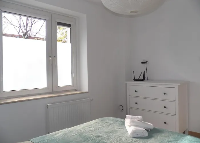 The Doubling Place Of Space And Time In Poland 公寓 *