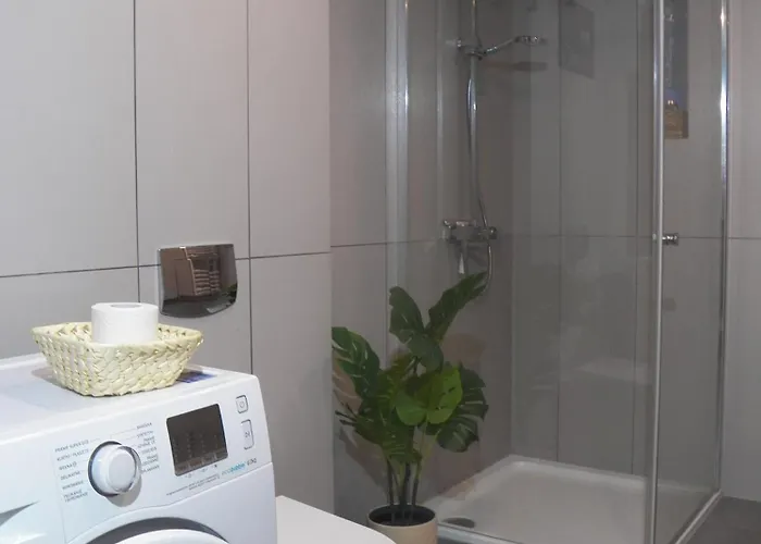 The Doubling Place Of Space And Time In Poland 公寓 *