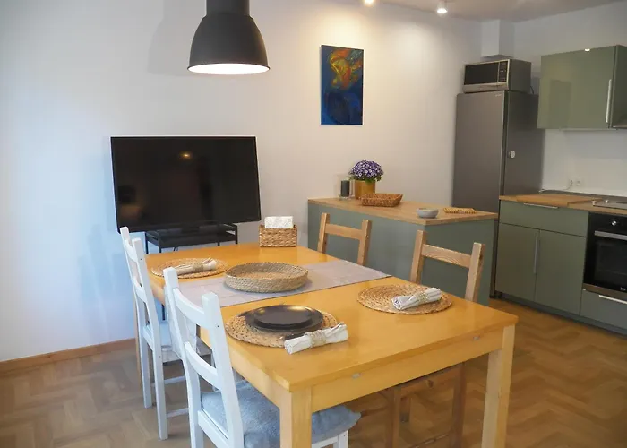 The Doubling Place Of Space And Time In Poland * 格丁尼亚